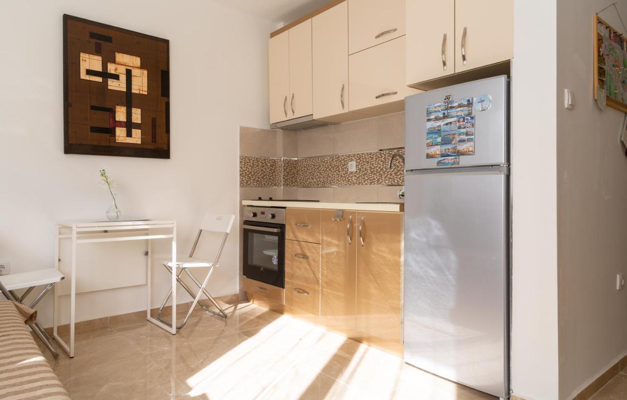 Skopje Home Apartments - Magyar Hazigazda エクステリア 写真